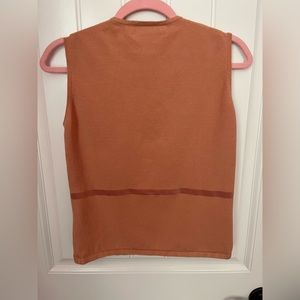 Carlisle sleeveless vest size L